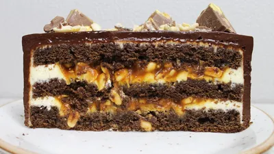Торт Сникерс. Простой рецепт шоколадного торта. Рецепт самого вкусного  шоколадного бисквита - YouTube