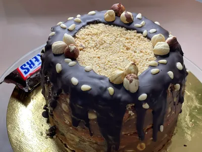 Торт Сникерс с безе и орехами 🥜 рецепт с фото пошагово