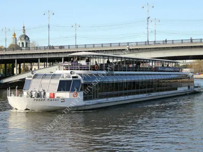 Заказать теплоход Ривер Палас (River Palace) в аренду в Москве. Цены,  описание, фото | MoskvaFlot