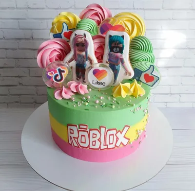 Розовый торт Roblox недорого купить на заказ