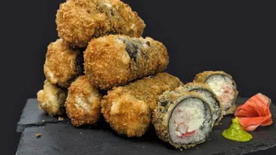Жаренный ролл с копченой курицей (10шт) — CO:KO Щелково - Суши Со-Ко