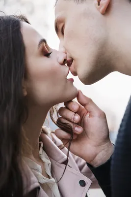 романтические поцелуи, поцелуи, девушки поцелуй, мужчина женщина, поцелуй  французский, Свадебный фотограф Москва