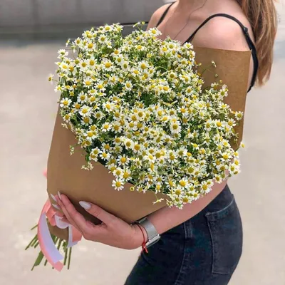 Букет из ромашек и роз в Москве купить с доставкой