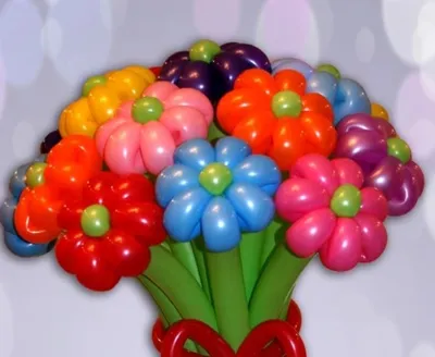 Букет цветов № 1130-0024 из воздушных шаров в корзине Тюльпаны и ромашки  Чебоксары | Товары для праздников Чебоксары