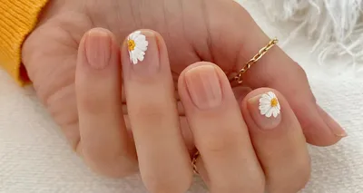 NailsMaster - Привеет ..... Ромашки 🌼 #ногти#самараногтигельлак#маникюр2020#красивыйманикюр#ялюблюсвоюработу❤️  | Facebook