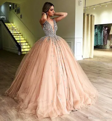 Роскошные вечерние платья от кутюр Sara Mrad Haute Couture 2022 | Вечерние  платья, Платья, Бальные длинные платья