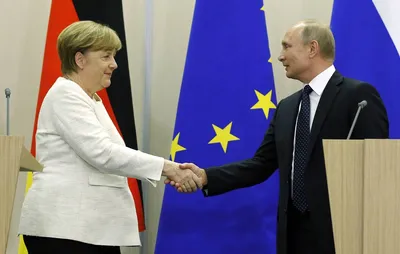 Германия пообещала ответ на решение России по дипломатическим сотрудникам —  РБК
