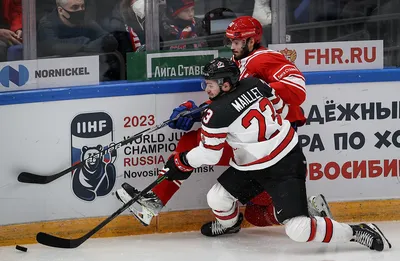 Скандал в женском хоккее на Олимпиаде-2022: почему Канада отказалась играть  с Россией, последние новости онлайн - Чемпионат