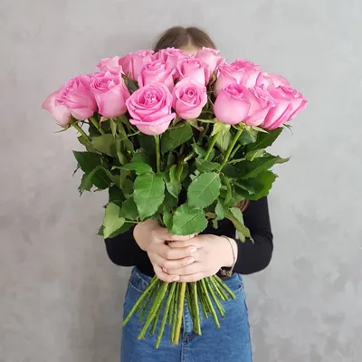 Букет 51 роза Гран При Россия Монро — купить в Екатеринбурге