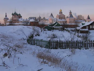 Ростов Великий зимой: HD-фото озера Неро и Спасо-Яковлевского монастыря  (6880 на 4600 пикселей)