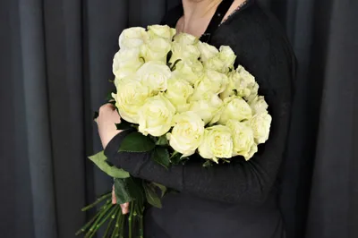 Букет из 23 жёлтых роз Брайтон (01816) купить с доставкой в Архангельске