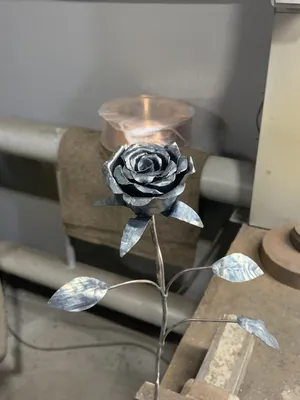 Попробовал сделать розу из металла | Пикабу