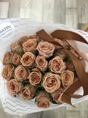 Розы Капучино с лагурусом - купить в Москве | Flowerna