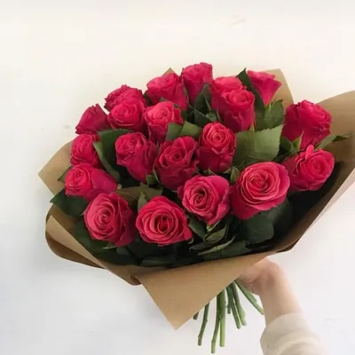 21 роза Кения (40 см) купить с доставкой по цене 3229 ₽ в Нижнем Новгороде  | Букеты от База Цветов 24