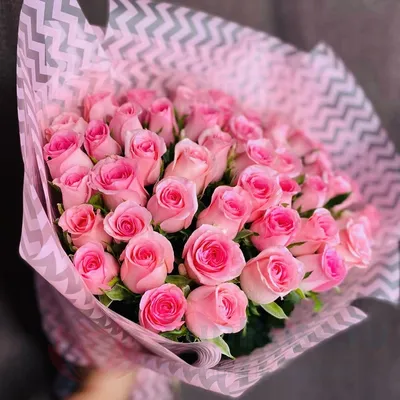 Букет из розы эквадор, роза кустовая, роза кения | Студия доставки цветов  Азалия - Барнаул