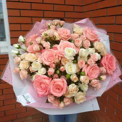 Букет из роз «Всплеск эмоций» - купить по цене 10190 руб. с бесплатной  доставкой в Москве