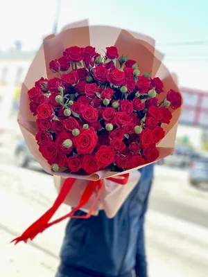 51 premium красная пионовидная кустовая роза *Red piano*, артикул:  333088720, с доставкой в город Москва (внутри МКАД)