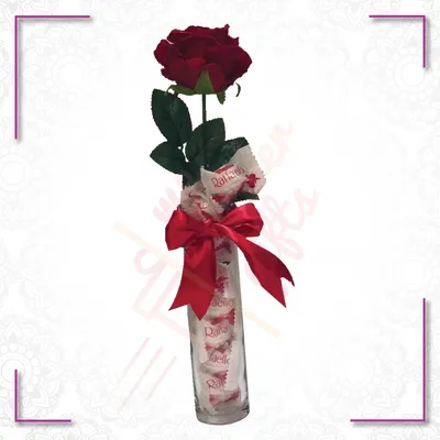 Bouquet of 5 red roses (60cm) with a box of Raffaello - My Roses