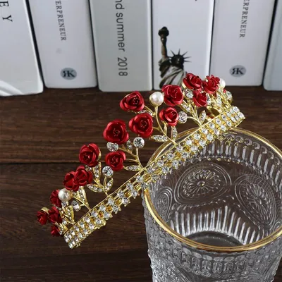 Роза Тиара Флорибунда, высота 70 см, 1 шт (6892364) - Купить по цене от  486.00 руб. | Интернет магазин SIMA-LAND.RU