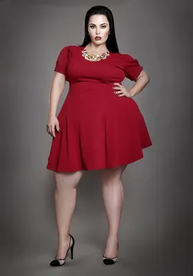 Модель plus-size Рози Меркадо похудела на 108 кг. ФОТО