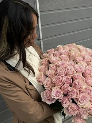 Букет роз сорта Лавьен Розе купить в Твери по цене 1610 рублей | Камелия
