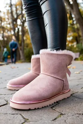 Женские розовые Угги Ugg Mini Bailey Bow ll Pink на зиму. Женские угги Мини  (ID#1500165773), цена: 3240 ₴, купить на Prom.ua