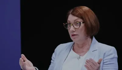 Роза Сябитова: «Сплю ли я с кем-нибудь? Да, сплю. У меня матки нет, но секс  есть» | STARHIT