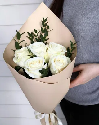 Красивые светлые розы - Черно белые - Обои на рабочий стол - Галерейка