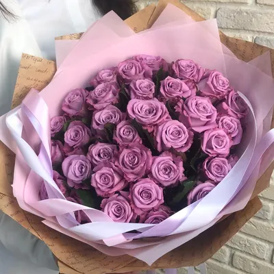 Фиолетовые розы с окантовкой от 19 шт. за 6 590 руб. | Бесплатная доставка  цветов по Москве