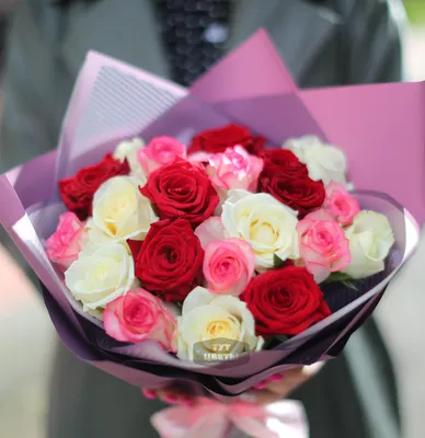 Небольшой букет из 21 розы Аква заказать в Саратове с доставкой