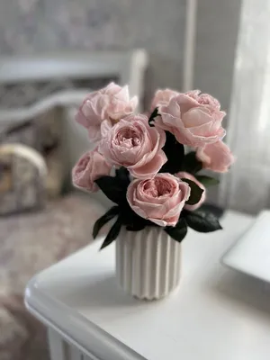 Букет 11 пионовидных розовых роз в вазе – розы с доставкой по Москве и  Московской области
