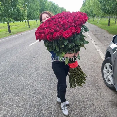 Высокие розы 200 см 101 шт купить в Москве недорого - По цене 91350 руб. |  Заказать с доставкой