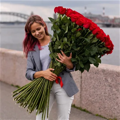 Гигантские (высокие) розы 150 см 11 шт. купить с доставкой в Москве. Цена  от 5610 ₽
