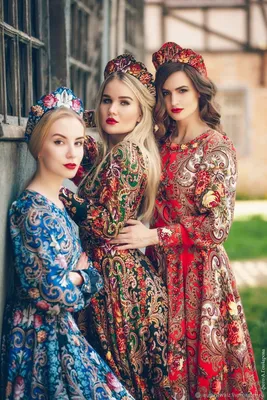 Стилизованные русские народные костюмы, белорусские, молдавские костюмы,  фольклорные костюмы