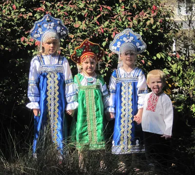 Русские народные костюмы