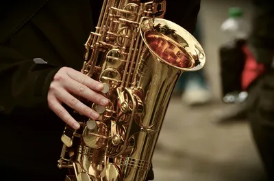 Международный день саксофона - Праздник