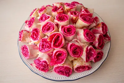Изысканный салат \"Букет роз\"! Обалденное украшение на праздничный стол! |  Пикабу