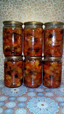Как вкусно приготовить баклажаны на зиму: рецепт салата из баклажанов на  зиму | FoodOboz