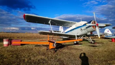 Первый полет Ан-14 в 1958 Ан-14 «Пчёлка» (по кодификации НАТО: Clod —  «Глыба») — советский лёгкий транспортный самолёт, пре… | Авиация, Самолет,  Гражданская авиация