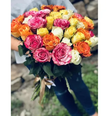 Розы купить в Москве: заказать букет роз с доставкой - цена от 1750 ₽