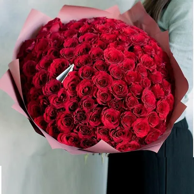 Розы купить в Москве недорого заказать букет роз с доставкой по цене в  интернет-магазине Во имя розы