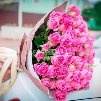 Огромный букет роз - красивые фото
