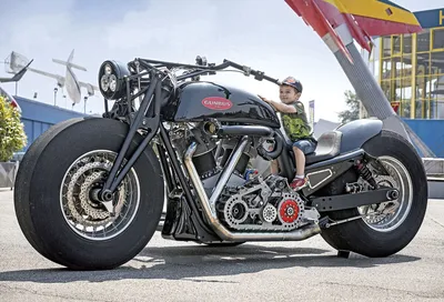 Самый большой мотоцикл в мире фото фотографии