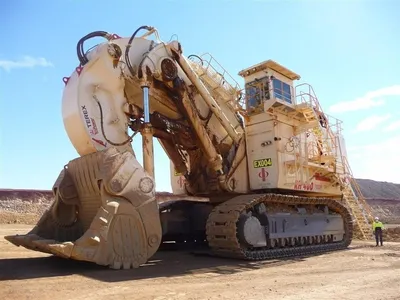 Самый Большой Экскаватор В Мире Bagger 228 Украина — стоковые фотографии и  другие картинки Без людей - iStock