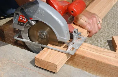 The Best Cordless Circular Saws of 2024 | Woodsmith Reviews