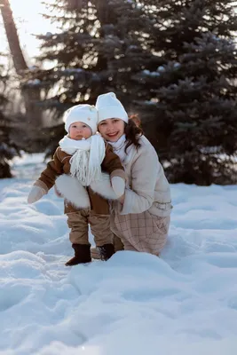 Зима, санки, венок, фотосессия в лесу, зимняя фотосессия, семейная  фотосессия | Семейные новогодние фотографии, Рождественские проекты, Зимние  детские фотографии