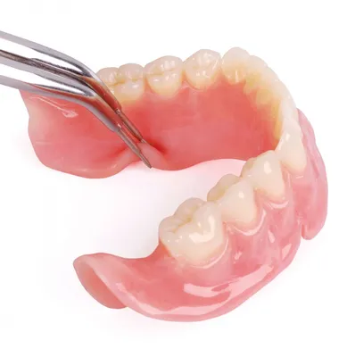 Силиконовые зубные протезы – эстетика и удобство - Клиника Май