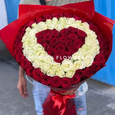 Купить композицию сердце из 45 красных роз в Набережных Челнах