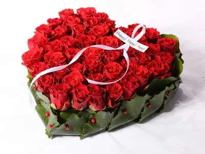 Купить Сердце из роз в коробке Донецк | UFL