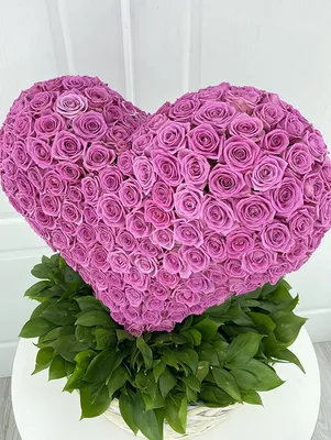 Розовые розы в коробке в виде сердца - Доставкой цветов в Москве! 16888  товаров! Цены от 487 руб. Цветы Тут
